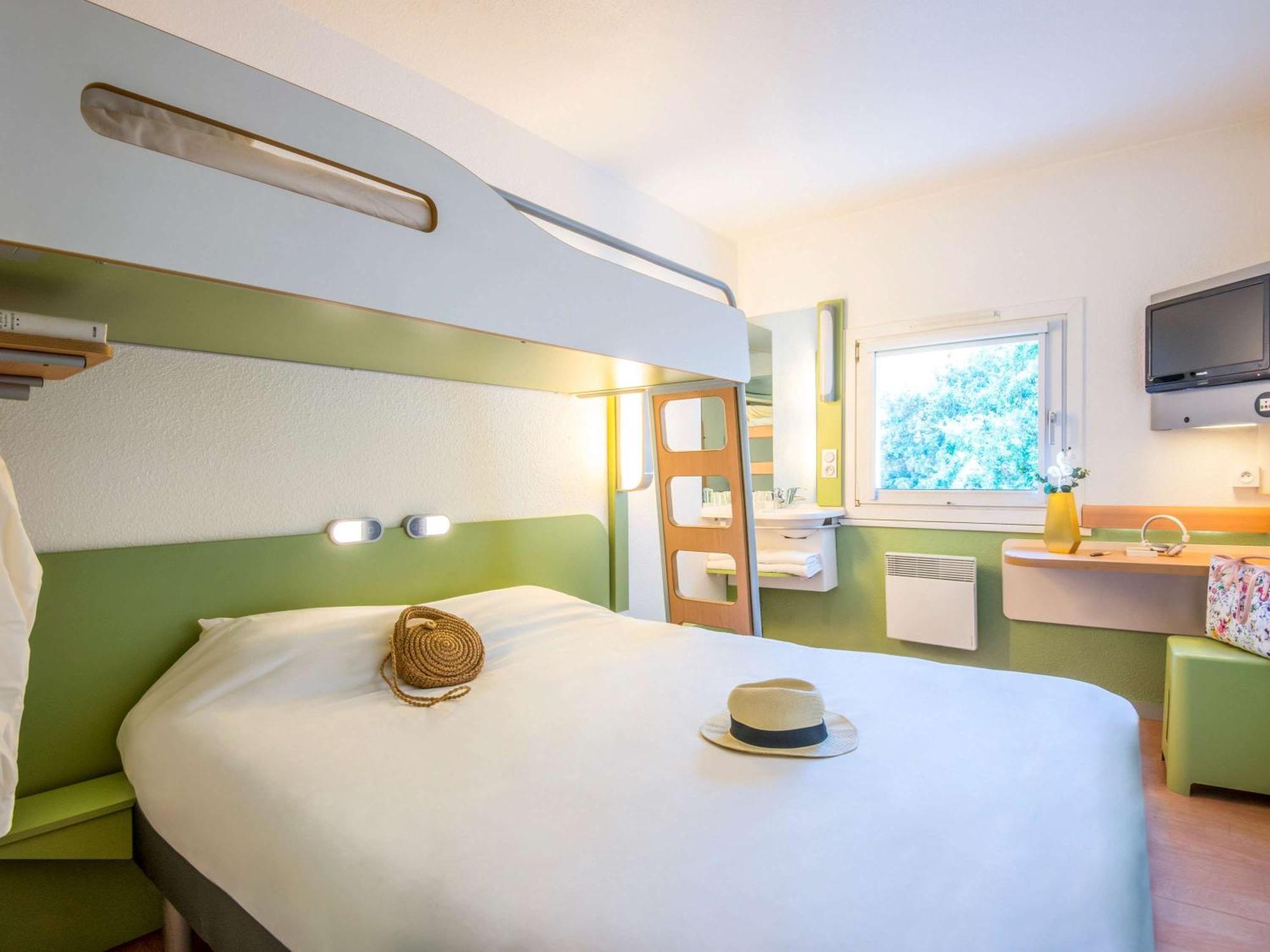 Ibis Budget Antibes Sophia Antipolis Vallauris Exterior photo